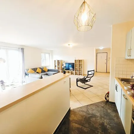 Comfort 2 Br Flat Appartement *